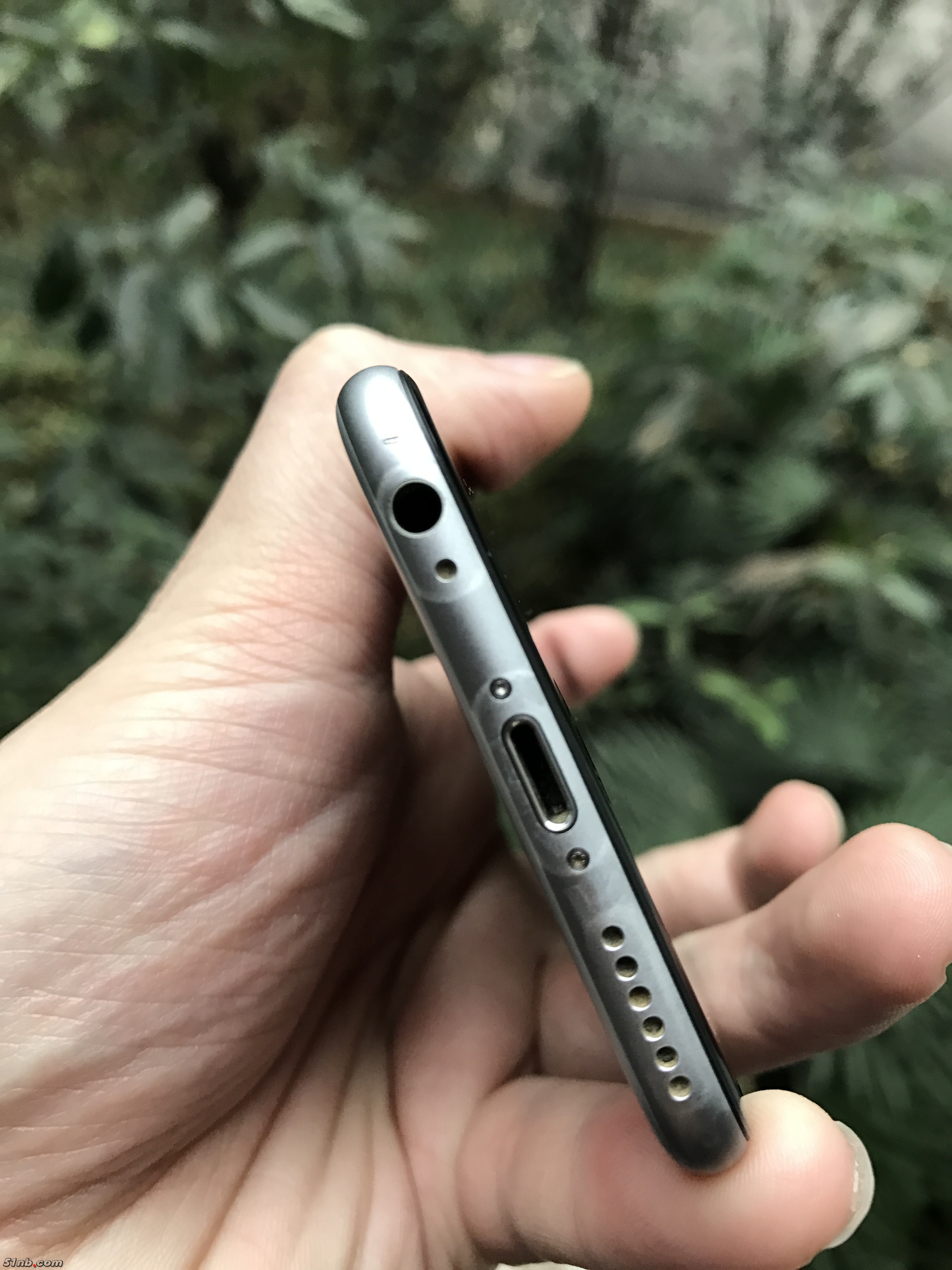 v6 (6).jpg