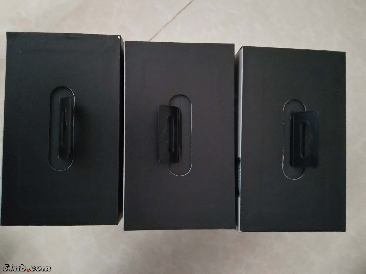 399901082.jpg
