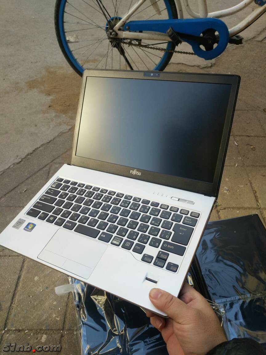 165748pd46lfb56xc6rmkk.jpg