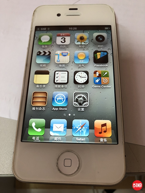 iPhone 4s-2.jpg