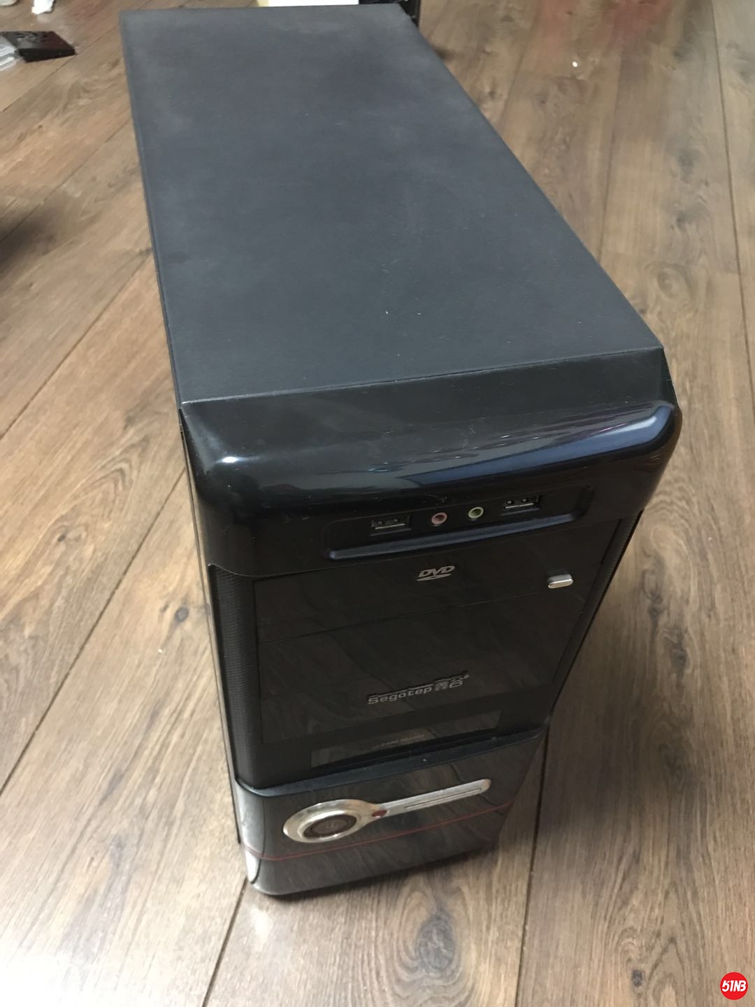 02 台式机机箱.jpg