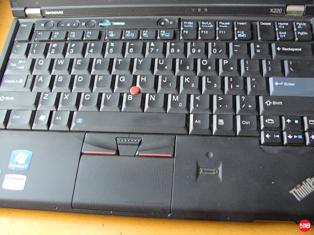x220_key.JPG